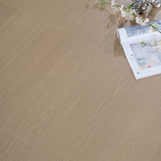 Wen Yijiaxin Planche composite à bois massif à trois couches 15 mm étanche à l'usage étanche à usure multicoude multicouche Fabricant de plancher en bois massif
