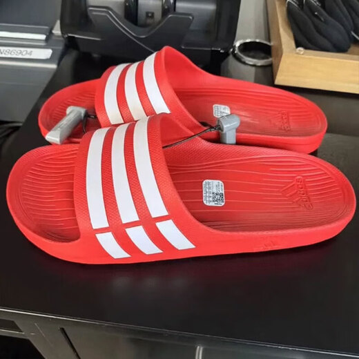Adidas (adidas) men and women's simultaneous sandals ADILETTE AQUA comfortable EVA sole non-slip wear-resistant beach sports slippers G15886 red 46 (285mm)