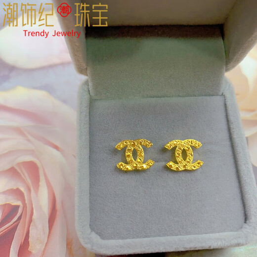 DL 1998 Fat Donglai same style 18 gold earrings for women, 999 gold four-leaf clover gold earrings for raising ears as a gift for girlfriend and mother, double C earrings, one pair (0.65g)