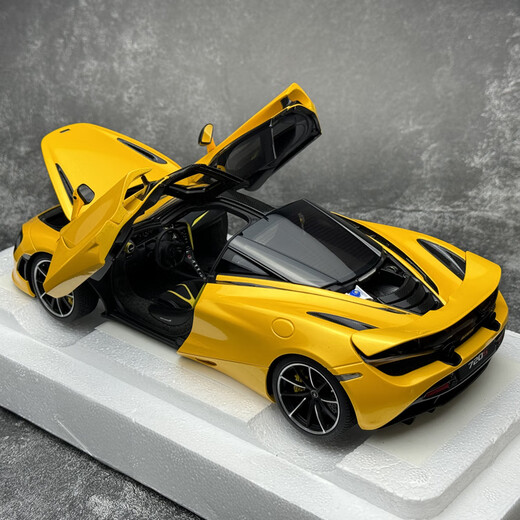 AUTOart1 18 McLaren McLAREN 720S simulated static car model birthday gift yellow 76070 in stock