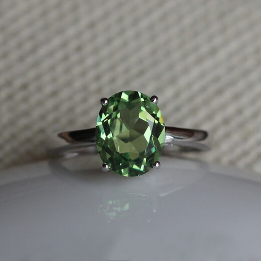 Fat Donglai's same Alexander color-changing gemstone simple oval stone ring for women silver white gold (main stone 8X10mm)