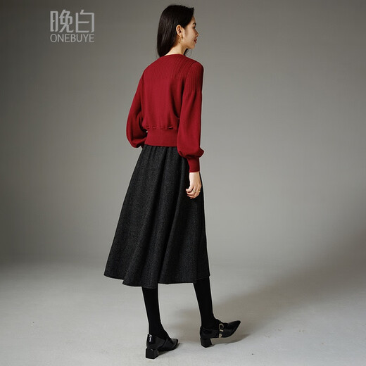 ONE BUYE Qiji Red New Year's Outfit Tops 2026 Spring This Year's Popular Design Lantern Sleeve Sweater Women's Red M