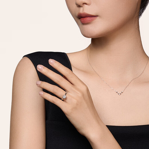 DR Spot Snow Heart Mark Diamond Ring Platinum Diamond Ring BELIEVE Snowflake Ring Anniversary Holiday Gift TOP* Limited Spot Sparkling 7 Points H Color SI1 Specific Size Please Contact Customer Service for Details