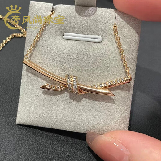 Fat Donglai's same style 18k gold smile necklace Knot rope for women, light luxury and simple K gold rose gold bow silver T-band diamond necklace rose gold