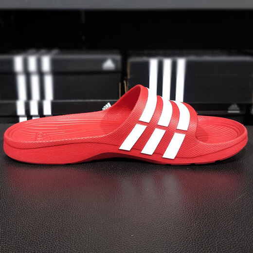 Adidas (adidas) men and women's simultaneous sandals ADILETTE AQUA comfortable EVA sole non-slip wear-resistant beach sports slippers G15886 red 46 (285mm)