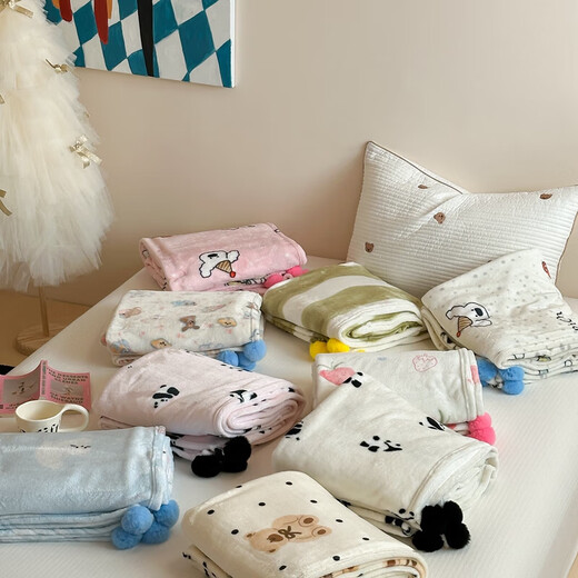 Flannel blanket, single blanket, towel, quilt, blanket, small quilt, lunch break, office dormitory shawl blanket, 100*140cm, 5cm, random colors