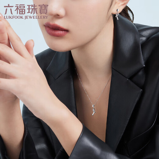 Lukfook Jewelry Platinum Twist Earrings Platinum 950 Ribbon Earrings Price Approximately 1.94g