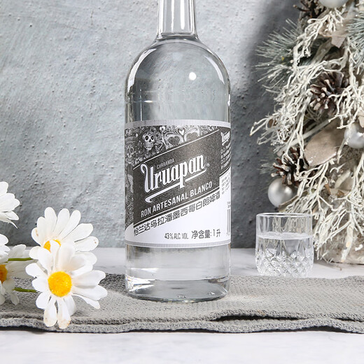 
Uruapan [original bottle imported] Mexican volcanic red clay chalanda rum foreign wine Mexican white rum 1000mL 1 bottle