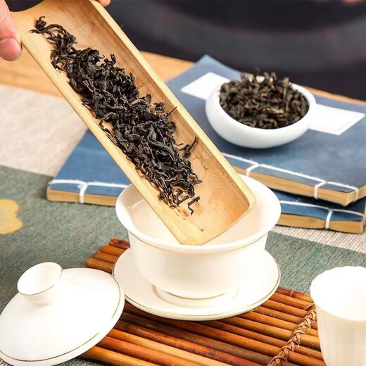 Jiangxi Xiushii sauvage vert grevé vert ther baies golden liu qing qian liu chinois phéchitectes de médecine à base de plantes