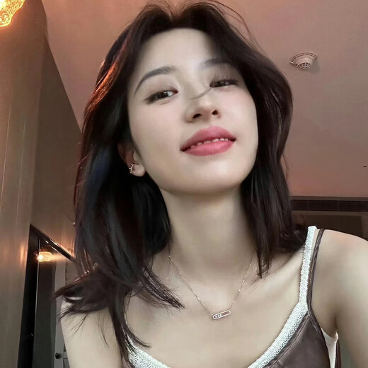 Chihuan Messika Necklace Women's Three Diamond Sliding 18K Gold Plated Gong Jun Star's Same Style Clavicle Chain Couples Light Luxury Gifts Clean Platinum