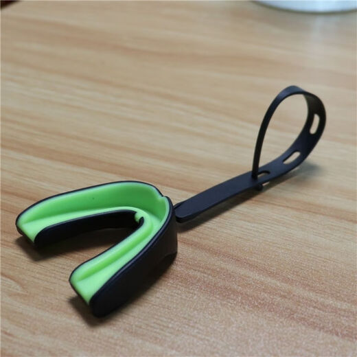 Gu Jianmu Boxen Muay Thai Taekwondo Kampf Sanda Schutzausrüstung Basketball Mundschutz Rugby Hosenträger mit Lanyard Eishockey Lila-Groß (10 Jahre und älter) 014B