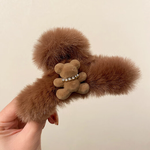 Korean ins cute bear plush grabber female cute hairpin autumn and winter temperament back head shark clip tassel white