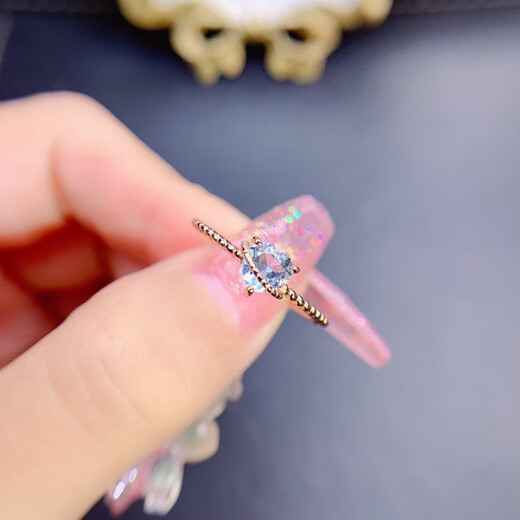 Xuecong's special new natural white aquamarine ring 925 silver gold-plated precision inlaid heart 5*5Mm love ring