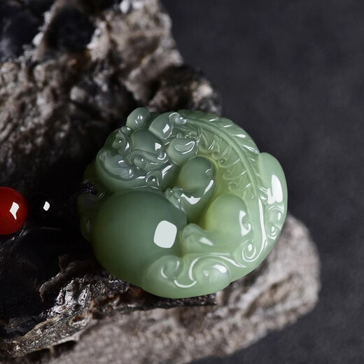Xiaomeng Hotan jade Pixiu pendant for men and women Jade pendant Jade pendant Xinjiang jade necklace sweater chain Hotan green jade Pixiu