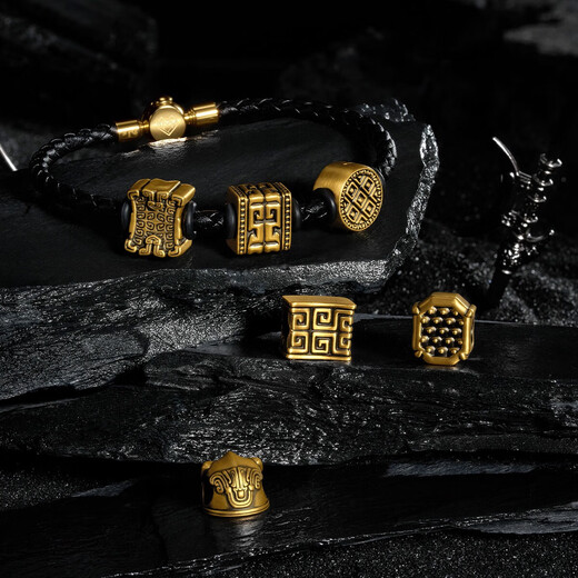 Chow Tai Fook Monologue National Tide Armor General Armour Golden Transport Perle 17,5 cm MR1476