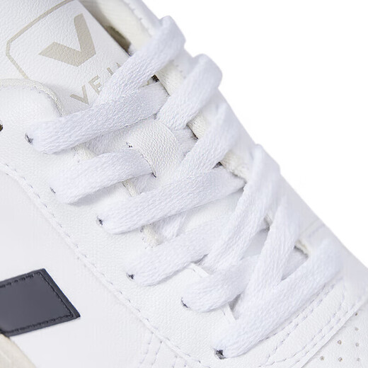 Veja official direct supply women's V-10 French fashion brand white shoes 37 free for men and women