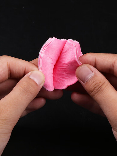 Xikile simulated petals, fake rose petals, wedding confession, hand-spreading flowers, decoration, wedding ceremony, wedding room, romantic room decoration, pink and white gradient petals, 1200 pieces (non-woven model)