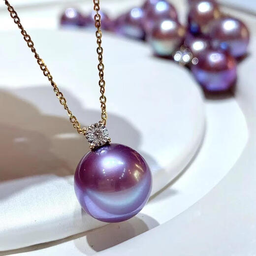 Jinshitong round Tahitian purple bright pearl pendant princess style single clavicle chain 925 silver gold-plated 12-12mm