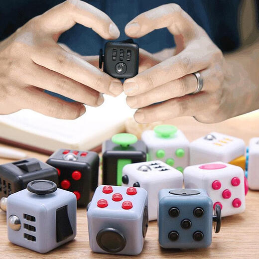 Huston EDC Unzip Rubik's Cube Roman und seltsames Spielzeug FidgetCube Dekompression Artefakt Spiel Würfel Kinderspielzeuggeschenk High Play Version-Grau