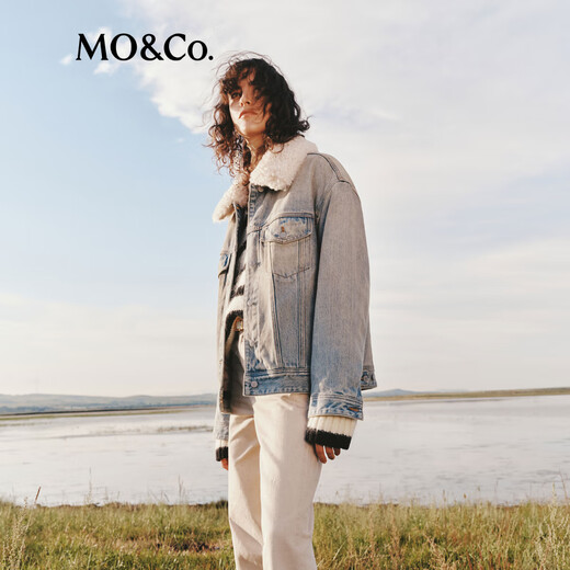 MO&Co. Denim Jacket 2025 Winter New Arrival Cotton Wandering Style Nostalgia White Light Blue Detachable Fur Collar MBE4JKTT03 Denim Blue S /160