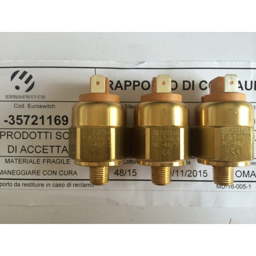 Imported miniature pneumatic hydraulic oil pump with vacuum negative pressure adjustable pneumatic pressure controller switch