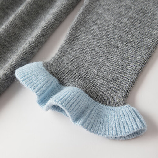 Late White New Product 2025 Autumn Gentle Age-Reducing and Younger Sweater Comfortable Loose Fashionable Versatile Knitted Sweater Women Gray M