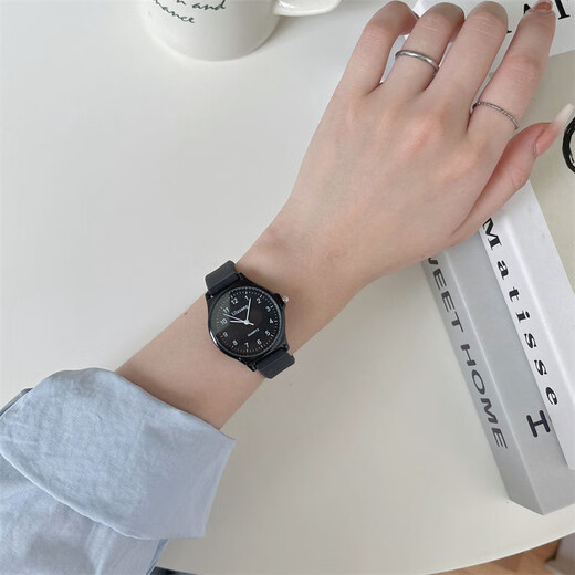 Prüfung Watch für weibliche Junior- und Senioren -Schüler mit hohem Erscheinungsbild und einfacher Ins -Stil für Mädchen Jugendcampus weiße Quarz Uhr 5010 Butterfly Black Gürtel, Wachkiste + Ersatzbatterie