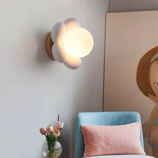 Yaotian flower wall lamp Nordic creative art cartoon children's room decoration simple modern ins style internet celebrity bedside lamp white three-color light