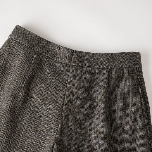 Late White New Product 2025 This Year's Popular Western Style Sheep Wool Versatile Small People Wool Boot Pants Fashionable Casual Shorts Brown 28