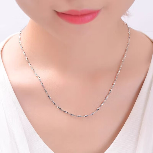 Yuan Shengfu's new PT950 fashionable platinum necklace, authentic, versatile and strong women's platinum carambola chain for sale, 4.70g, 44cm