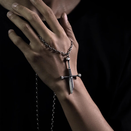 Bucklele Retro gebrochenes Schwert Halskette Trendy Herren Persönlichkeit Hip-Hop Old Imitation Thai Silber Schwertkreuz Anhänger Herren Colarbone Kette x653 Single Anhänger