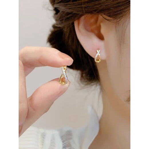 Fat Donglai's same style 18 gold earrings for round face, removed from the cabinet, Xiaoyu 18k gold women's earrings, elegant earrings, Xiaoyu rhinestone 18k gold earrings