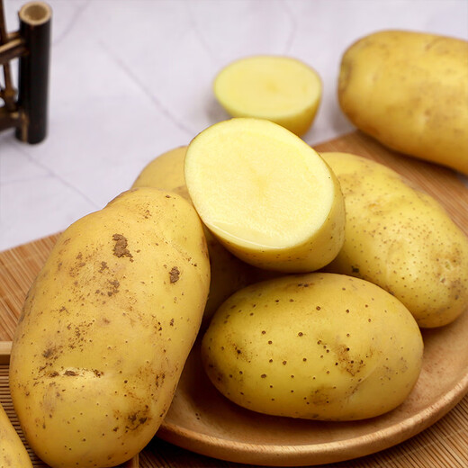 Good Farmer Baocai Yellow Heart Potatoes Net Weight 4.5 Jin Jin is equal to 0.5 kg Tengzhou Potato Landmark Product Single Fruit 40g + Straight from the Source