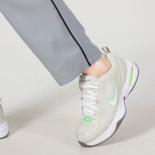 Nike Nike 2024 Automne Nouveau Pantalon décontracté sportif pour hommes Gray Straight Elastic Fitness Running Running Pantal