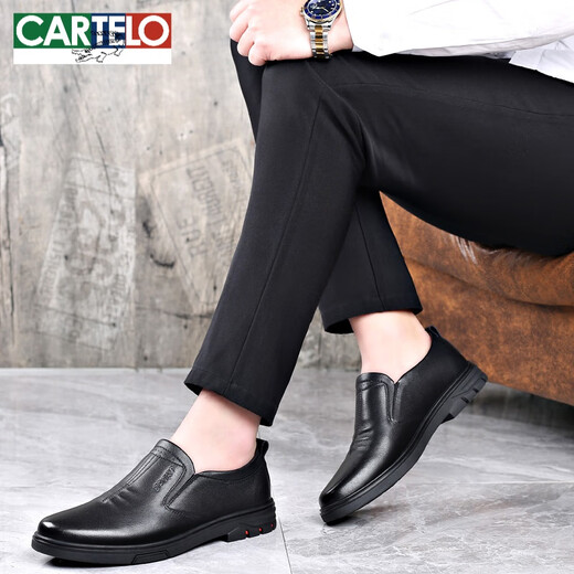 Zapatos de cuero de cartelo cuero genuino nuevo estilo 2021 otoño suave sole zapatos casuales de moda aliviables plato de papá de mediana edad tablero DG9209N CUBIERTA NEGRA FUTRA FURAS 38