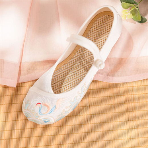 Simei ancient style cloth shoes for women soft sole comfortable Hanfu shoes for national style embroidered shoes with ancient costume cheongsam breathable and durable women's shoes for embroidered shoes white 36 [standard size] 20 [foot wide foot face high shot one size larger]