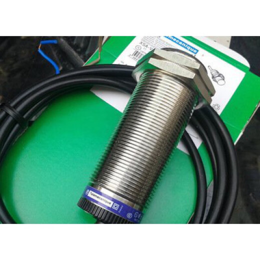 德接近开关XSAV11801 V12801 V11373 V12373测速度传感器 XSAV11373