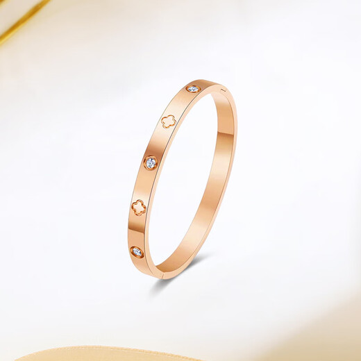 GATMEET Roman Holiday Bracelet Women's Stacked Four-Leaf Clover Bracelet as a Christmas, Valentine's Day, and Birthday Gift for Your Girlfriend and Wife Roman Holiday Bracelet + Black Four-Leaf Clover Bracelet