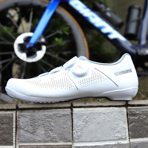 
Shimano SHIMANO Lockless Riding Shoes RF300 New Road Bike Mountain Bike Flat Professional Riding Shoes Men and Women Shimano RF300 Riding Shoes Men Gray 42