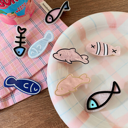 Jiaoxue Fiacry small fish bone hair clips 4 pack women's side bangs clip forehead one-word clip bb clip headwear