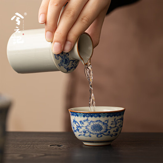 Xi Yuanji blue and white wine warmer, wine warmer set, white wine, rice wine, wine set, gift box, birthday gift for elders and father, flower wine warmer, one pot, three cups set - gift box