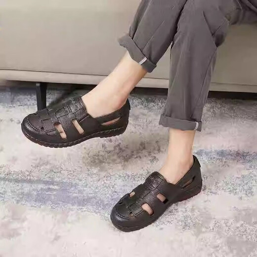 Changxiang Huili Cave Schuhe 2025 Neue Sommer-Rindfleisch-Sehne Sohle Anti-Rutsch atmungsaktiven Sohle hohle Außensandalen Herren F Sehne Sohle 878 39