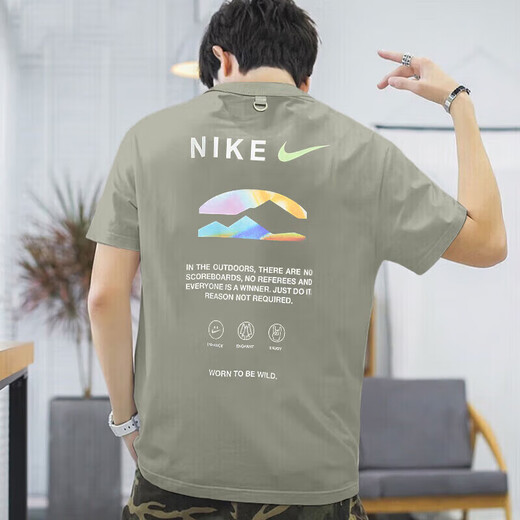 Nike (Nike) T-shirt masculin, Nouveau T-shirt de sport de course d'été et de fitness, T-shirt confortable et respirant, T-shirt à cou rond en vrac, HF6172-053 / Coton complet M / Disginé 120-130jin [Jin est égal à 0,5 kg]
