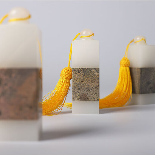 Three jewels in the study, jade seal, study ornaments, pen holder, ruler, office desktop decoration crafts, custom collection of books, calligraphy and painting, seal carving, name engraving, square private elder teacher, gift seal (engraving required, please contact customer service to pay the engraving fee)