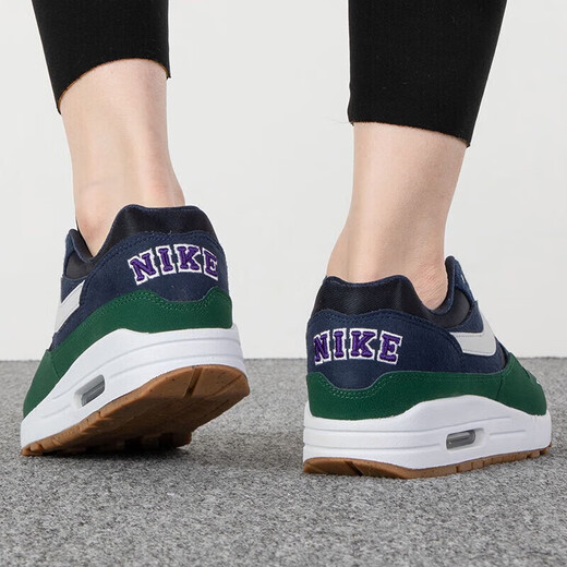 耐克（NIKE）新款跑步鞋女鞋春季AIRMAX气垫减震运动鞋时尚轻便透气休闲鞋 DV3887-400/藏青色 36