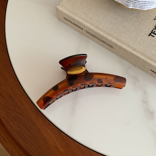 Hejimei French Retro Retro Maillard Clips de agarre de gran tamaño con gran volumen de cabello en la parte posterior de la cabeza Corea coreana Gold Standard Clip Standard Stardress Shark Clip 3884-3 amarillo Amber English Standard Curred Clip