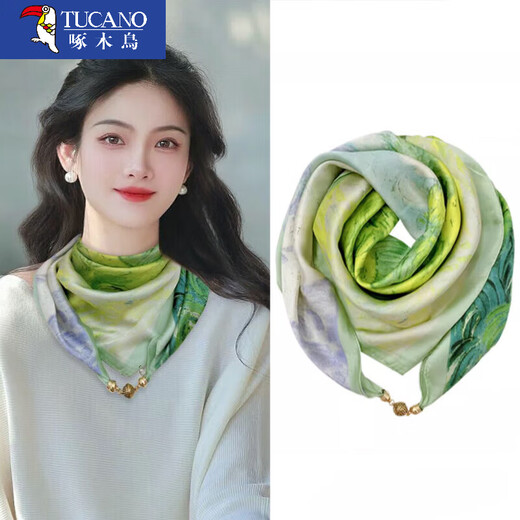 
Woodpecker's new versatile magnetic buckle spring and autumn square scarf triangle silk scarf women's scarf fashionable scarf summer fashionable scarf gift fresh blue lotus