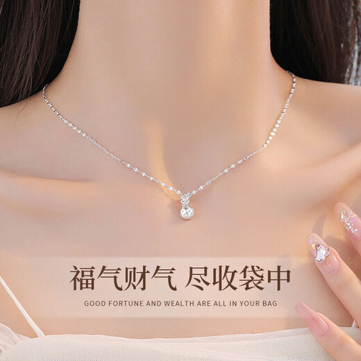 Zhou Baifu [1000+ stores] Foot silver lucky bag necklace for girls' pendant practical birthday gift for girlfriend
