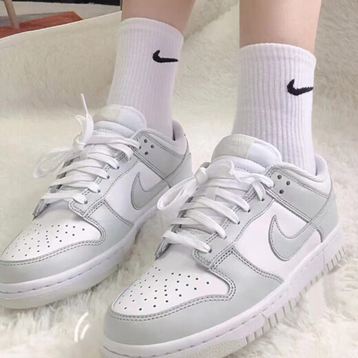 耐克（NIKE）板鞋女鞋子2025秋季新款Dunk Low低帮轻便运动鞋时尚透气休闲鞋 DD1503-103白灰 39