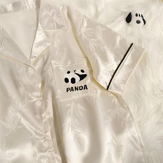 
Langsha high-end panda ice silk pajamas for women in summer thin short-sleeved 2025 new cardigan cute home clothing set YX-9227 polka dot 2XL [128-145Jin[Jin equals 0.5 kg]]